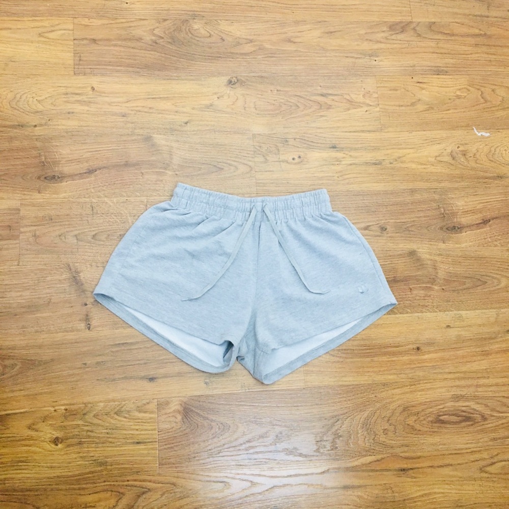 WILSON M women’s mini shorts with elastic at hem